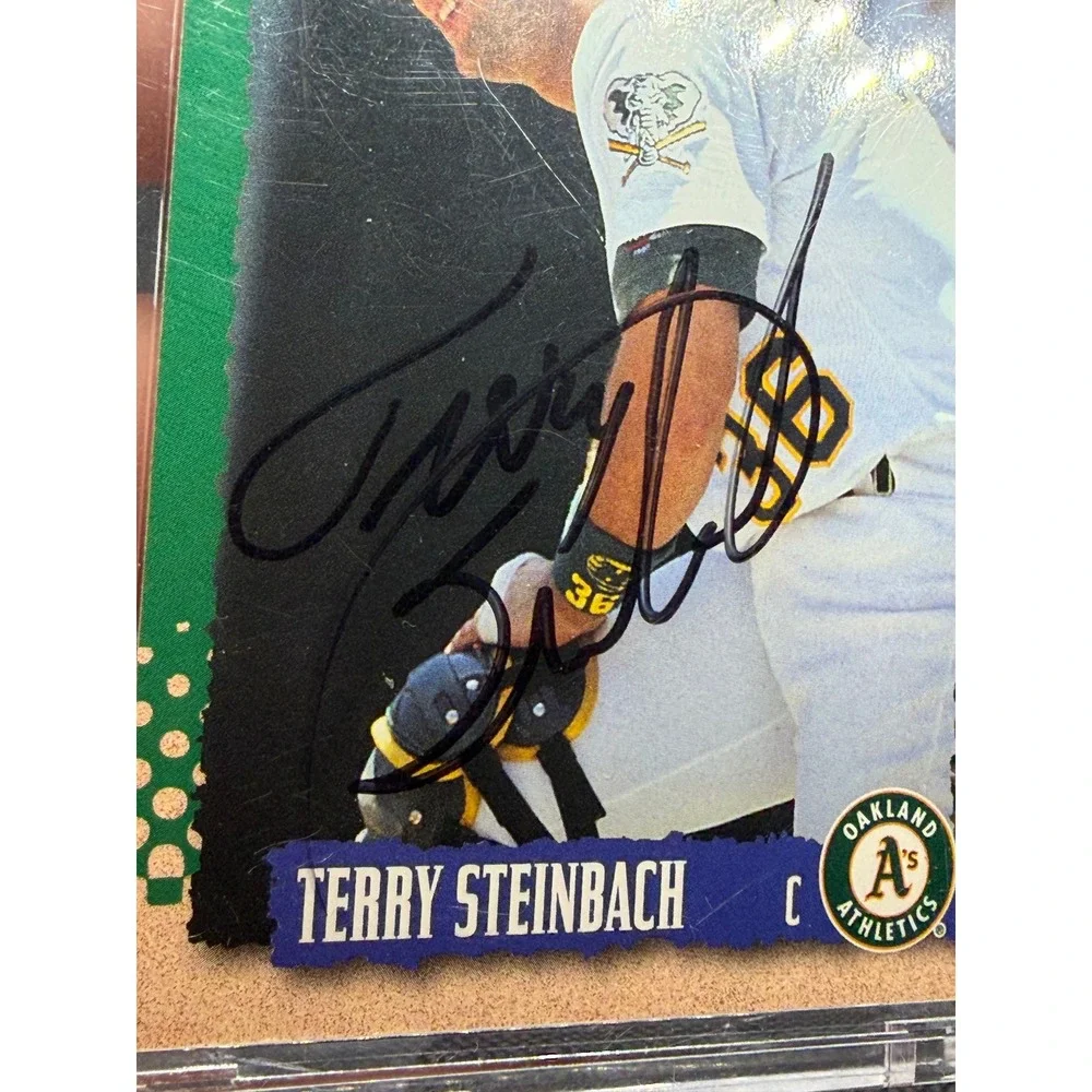 Terry Steinbach Autographed 1995 Score Oakland Athletics Baseball Card 104